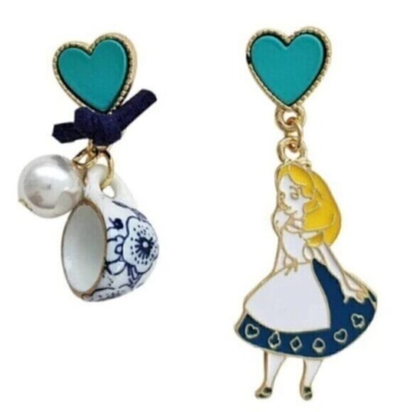 Alice in Wonderland Blue Heart Disney Princess Fairytale Cartoon Teacup Earrings - Picture 3 of 5